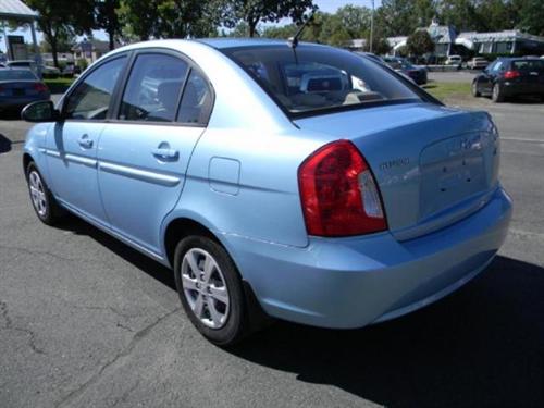 Hyundai Accent 2009 photo 4