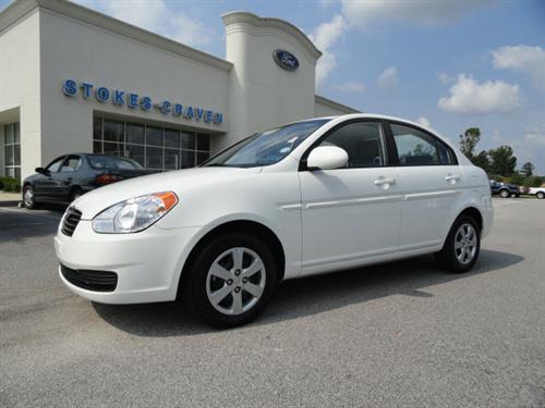 Hyundai Accent 2009 photo 4