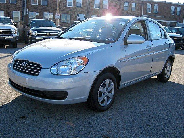 Hyundai Accent Unknown Sedan