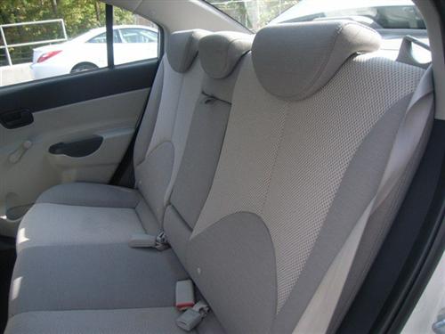 Hyundai Accent 2009 photo 1