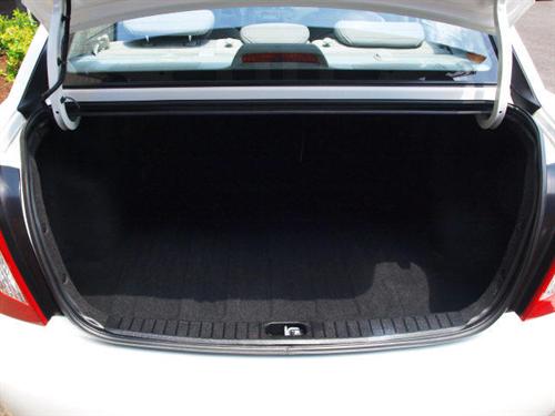 Hyundai Accent 2009 photo 4