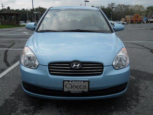 Hyundai Accent 2009 photo 1