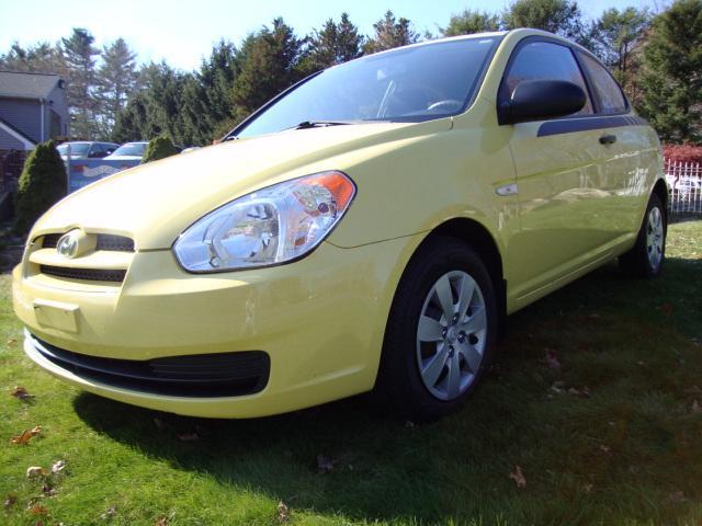 Hyundai Accent 2009 photo 2