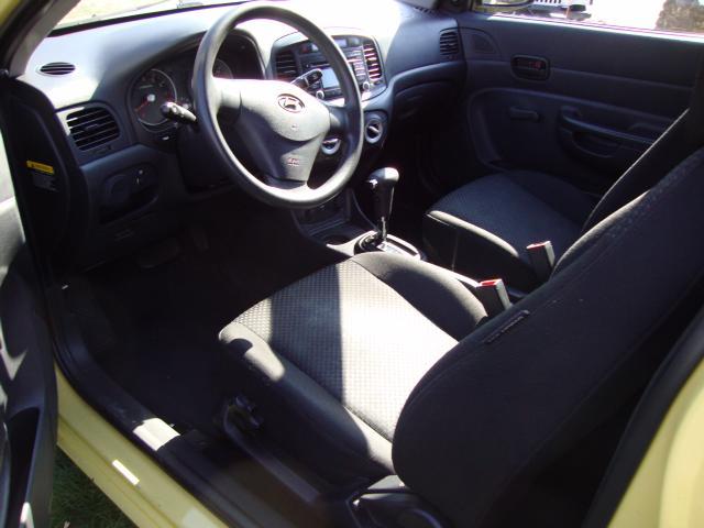 Hyundai Accent 2009 photo 5