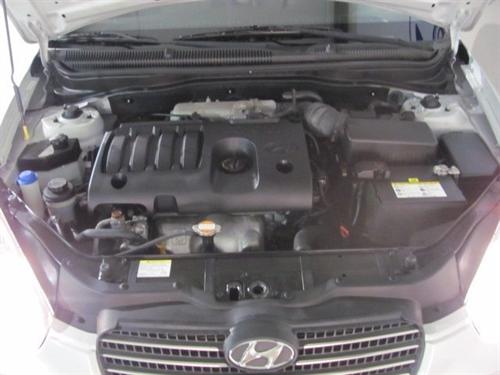 Hyundai Accent 2009 photo 1