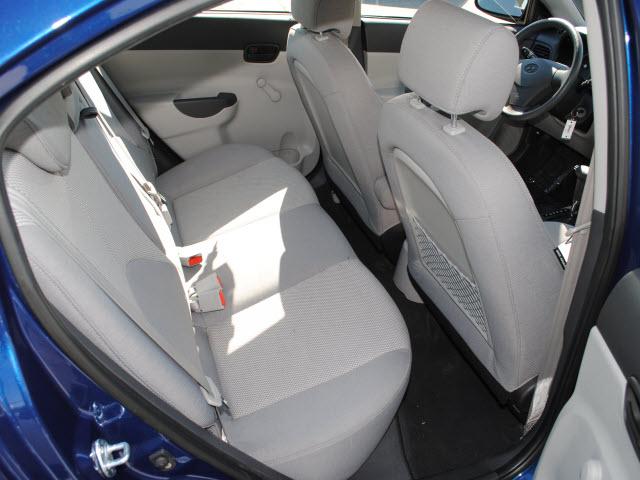 Hyundai Accent FWD 4dr Sport Sedan