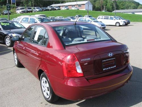 Hyundai Accent 2009 photo 3