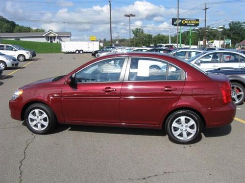 Hyundai Accent 2009 photo 4