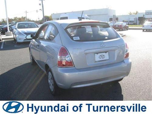 Hyundai Accent 2009 photo 1