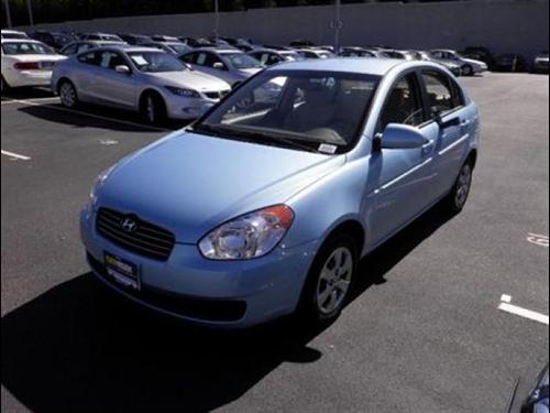 Hyundai Accent 2009 photo 1