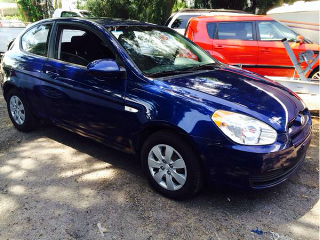 Hyundai Accent 2009 photo 3