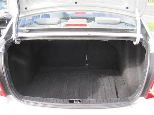 Hyundai Accent 2009 photo 2