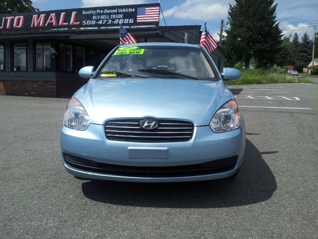 Hyundai Accent 2009 photo 2
