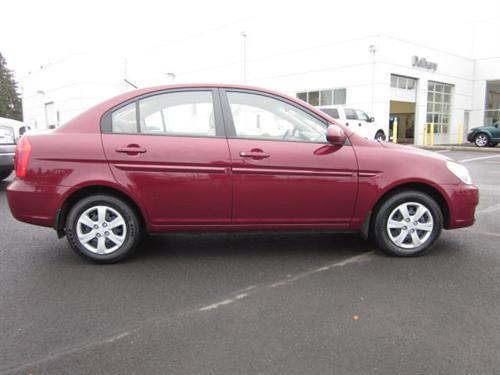 Hyundai Accent 2009 photo 3