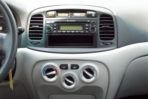 Hyundai Accent FWD 4dr Sport Other