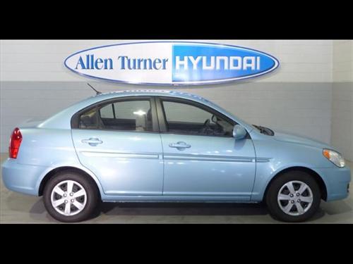 Hyundai Accent 2009 photo 3