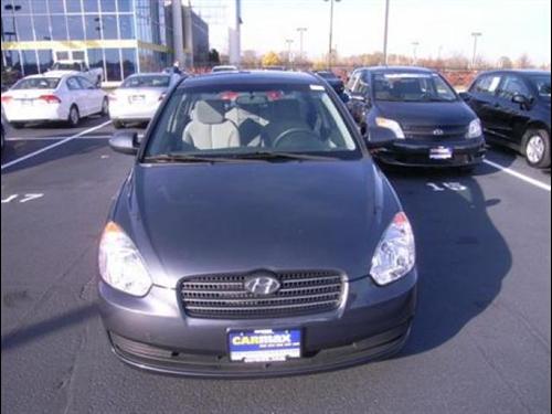 Hyundai Accent 2009 photo 1