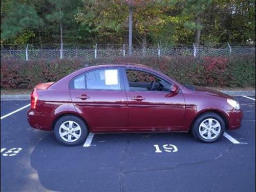 Hyundai Accent 2009 photo 1