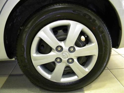 Hyundai Accent 2009 photo 1