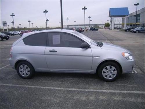 Hyundai Accent 2009 photo 1