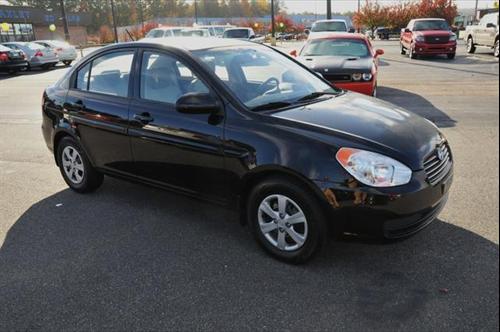 Hyundai Accent 2009 photo 3