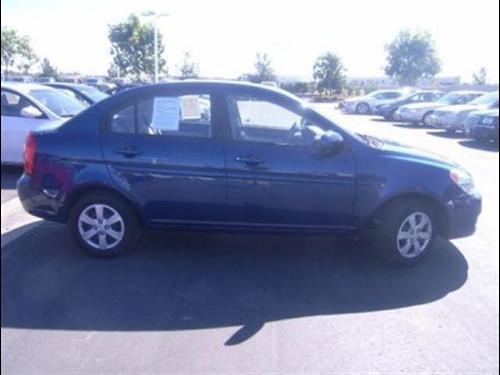 Hyundai Accent 2010 photo 2
