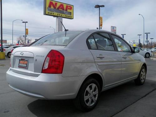 Hyundai Accent 2010 photo 1