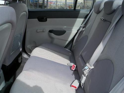Hyundai Accent 2010 photo 3