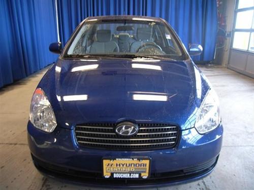 Hyundai Accent 2010 photo 1