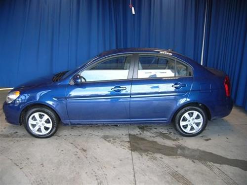Hyundai Accent 2010 photo 4