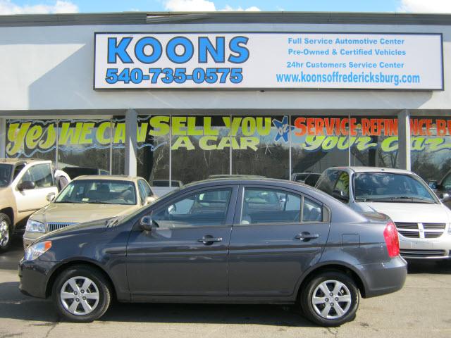Hyundai Accent 2010 photo 1