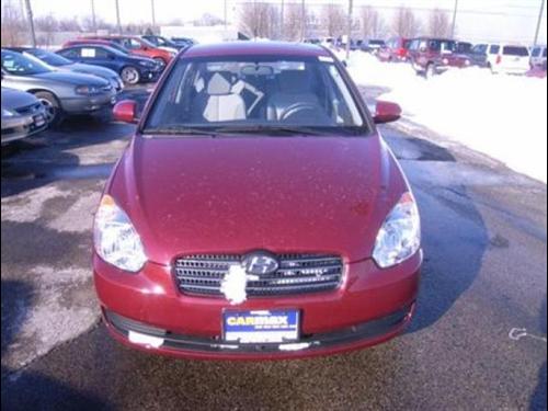 Hyundai Accent 2010 photo 1