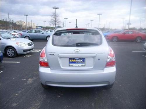 Hyundai Accent 2010 photo 5