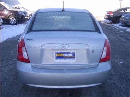 Hyundai Accent 2010 photo 5