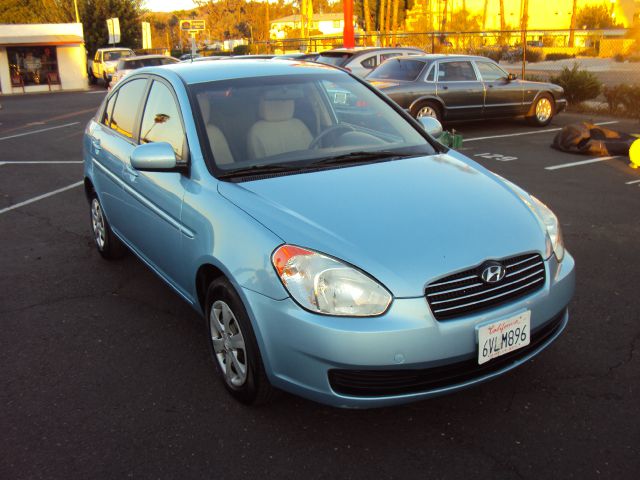 Hyundai Accent ST Sport SLT TRX4 Off Road Laramie Sedan