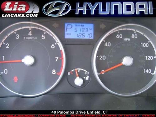 Hyundai Accent 2010 photo 2