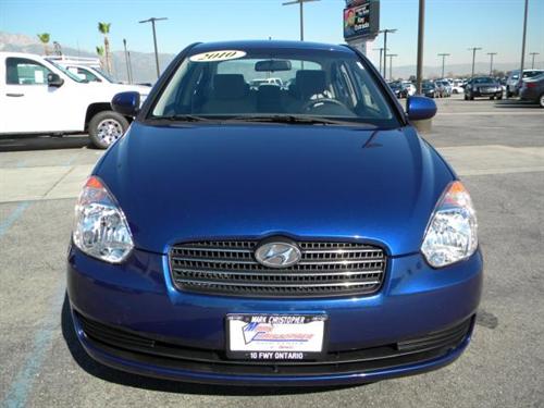 Hyundai Accent 2010 photo 1