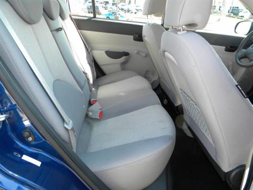 Hyundai Accent 2010 photo 4