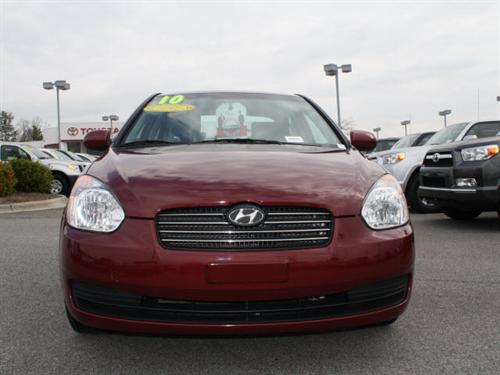 Hyundai Accent 2010 photo 2