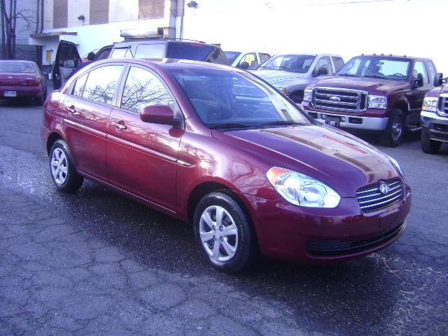 Hyundai Accent FWD 4dr Sport Sedan