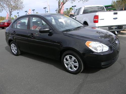 Hyundai Accent 2010 photo 1