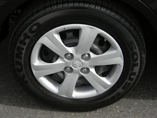 Hyundai Accent 2010 photo 4