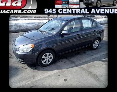Hyundai Accent 2010 photo 1