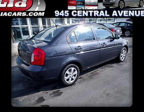 Hyundai Accent 2010 photo 5