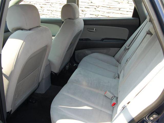 Hyundai Accent 2010 photo 3