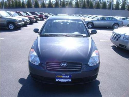 Hyundai Accent 2010 photo 1