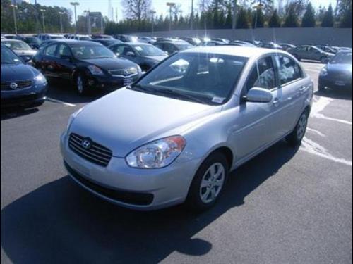 Hyundai Accent 2010 photo 3