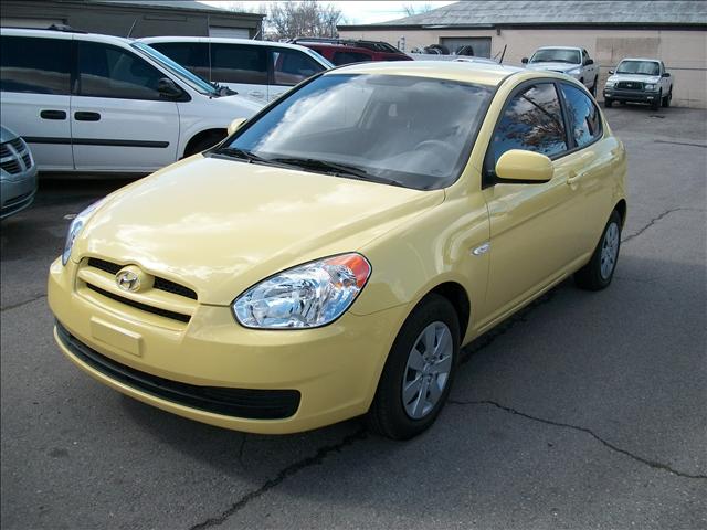 Hyundai Accent 2010 photo 4