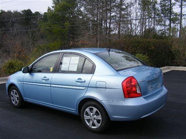 Hyundai Accent 2010 photo 5