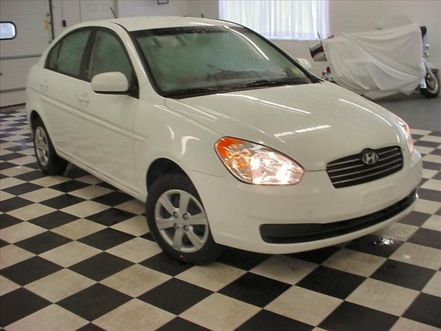 Hyundai Accent FWD 4dr Sport Sedan